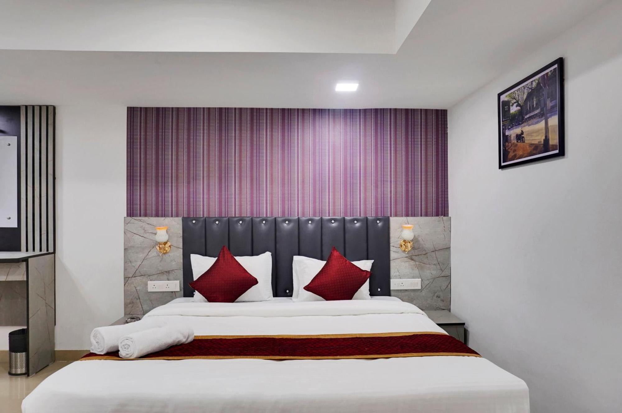 Hotel Orchard Park Pune Eksteriør bilde