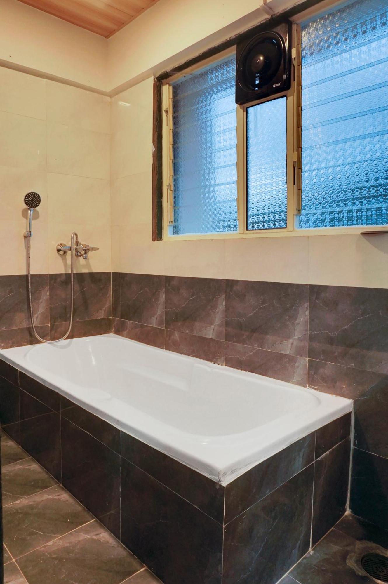 Hotel Orchard Park Pune Eksteriør bilde